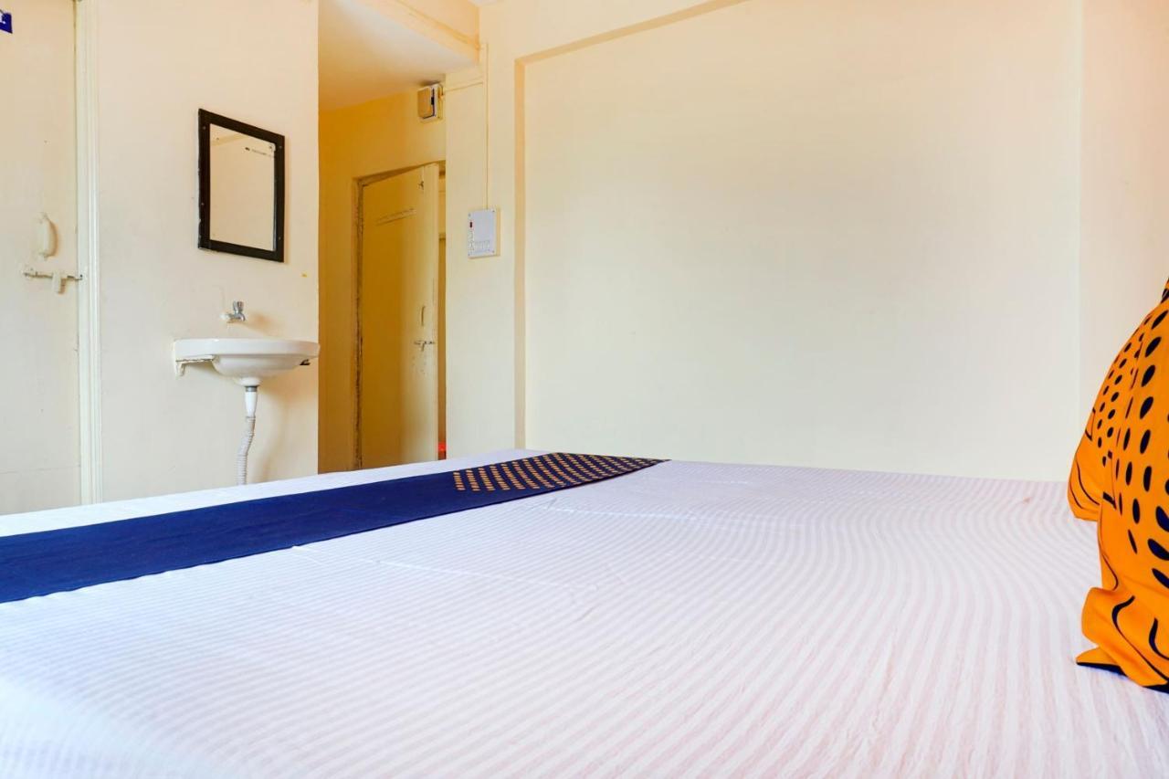 Spot On 82626 Hotel Shivtara Morgaon Exterior foto